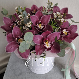 КОРОБКА С ОРХИДЕЯМИ